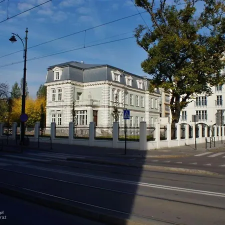 Apartment Penguin 1117 On Arianska Street